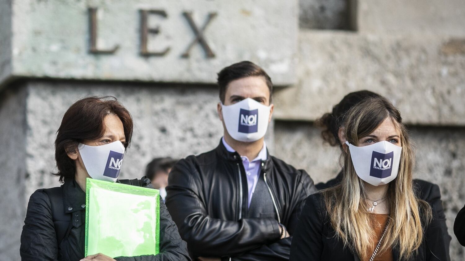 Piovono denunce dai parenti. "Chi ha sbagliato ora paghi"