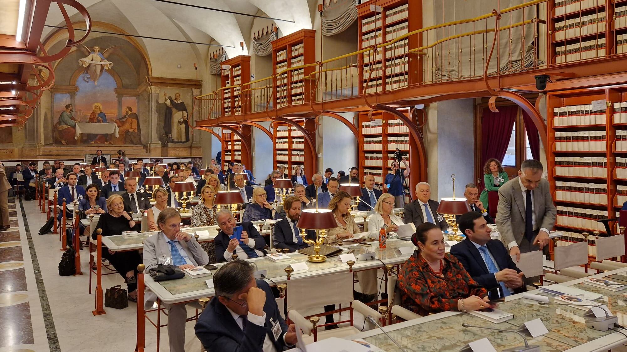 "Proteggere il futuro", il nuovo libro di Luca Dal Fabbro: una guida per governare il cambiamento