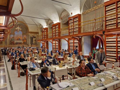 "Proteggere il futuro", il nuovo libro di Luca Dal Fabbro: una guida per governare il cambiamento