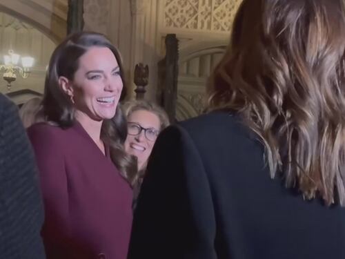Kate incanta al Concerto di Natale: così ruba la scena ai Sussex