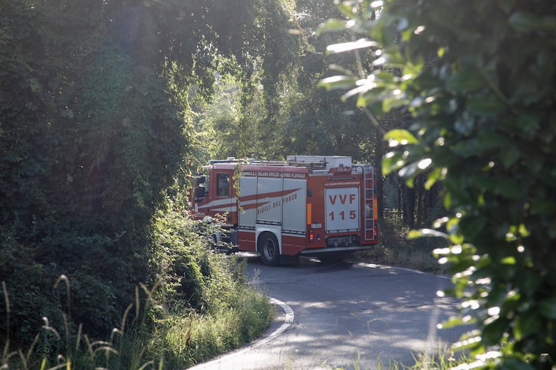 Senago, auto con 9 ragazzi finisce nel canale: morti tre 17enni - FOTO  4