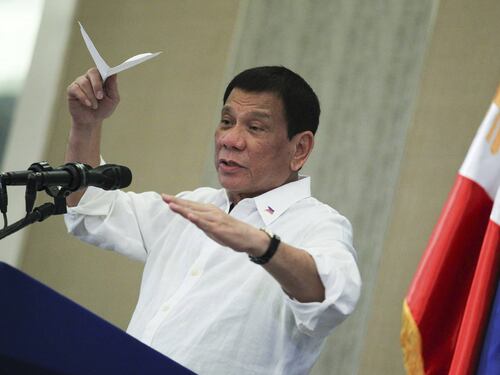 La riforma di Duterte: "Bimbi di nove anni potranno finire in galera"