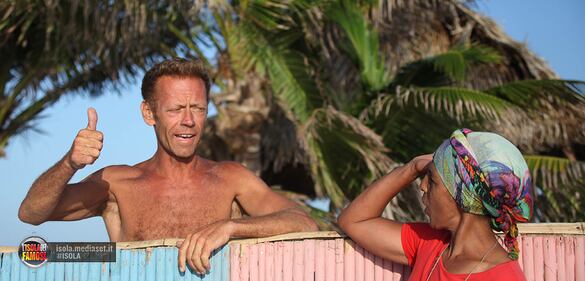 Isola dei Famosi: Rocco Desnudo e le altre bellezze 15