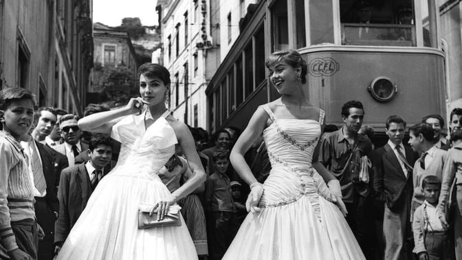 Vestire alla milanese. In mostra l'eleganza della città del fashion