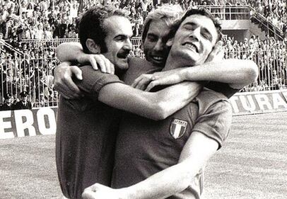 «Riva gioca un calcio in poesia. È un poeta realista...» Pierpaolo Pasolini