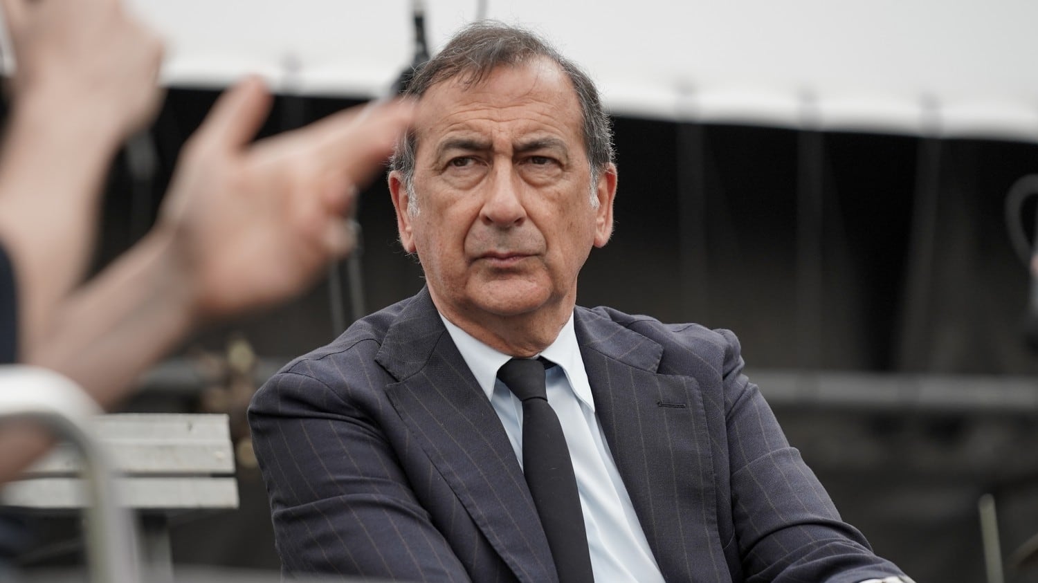 Top secret la carta anti-Beppe. Il centrodestra cerca il ribaltone dal capoluogo lombardo a Napoli