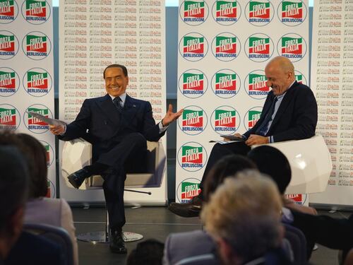Berlusconi va a tutto gas: "Io? Un 40enne. Ecco come sarà il mio governo"