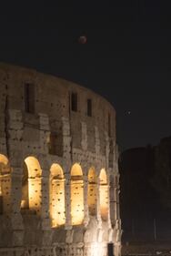 Lo spettacolo dell'eclissi al Colosseo 9