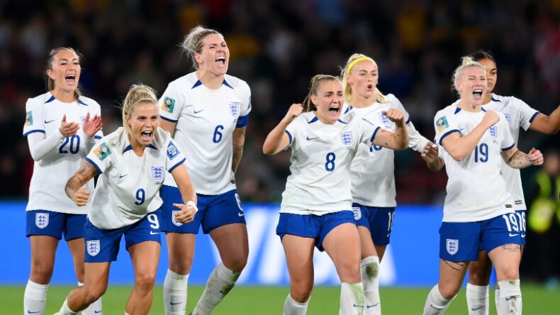 L’Inghilterra la chiude ai rigori, stacca il pass l’Australia col rientro di Sam Kerr