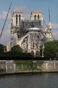 Dopo l'incendio alla Cattedrale di Notre-Dame cominciano i lavori di messa in sicurezza 4