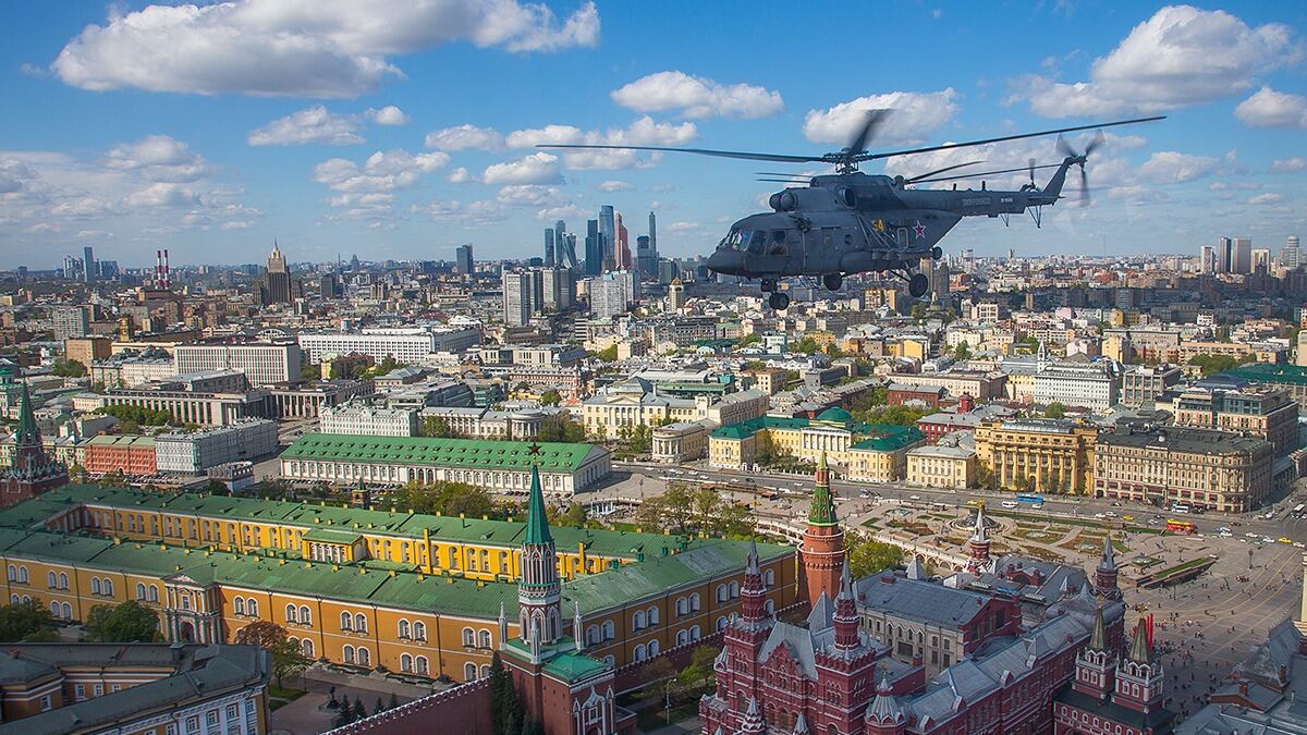 Russia, caccia Su-57 esclusi dalla parata per il Giorno della Vittoria