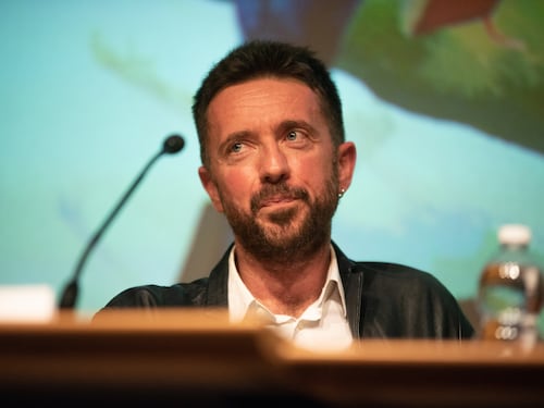 Avete dribblato la fila? Almeno evitate i social
