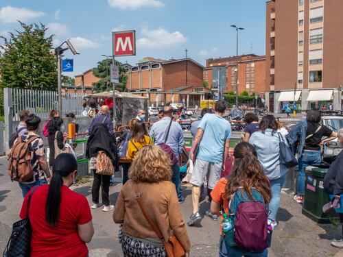 Linate "viaggia" al 30% M4 apre solo per finta