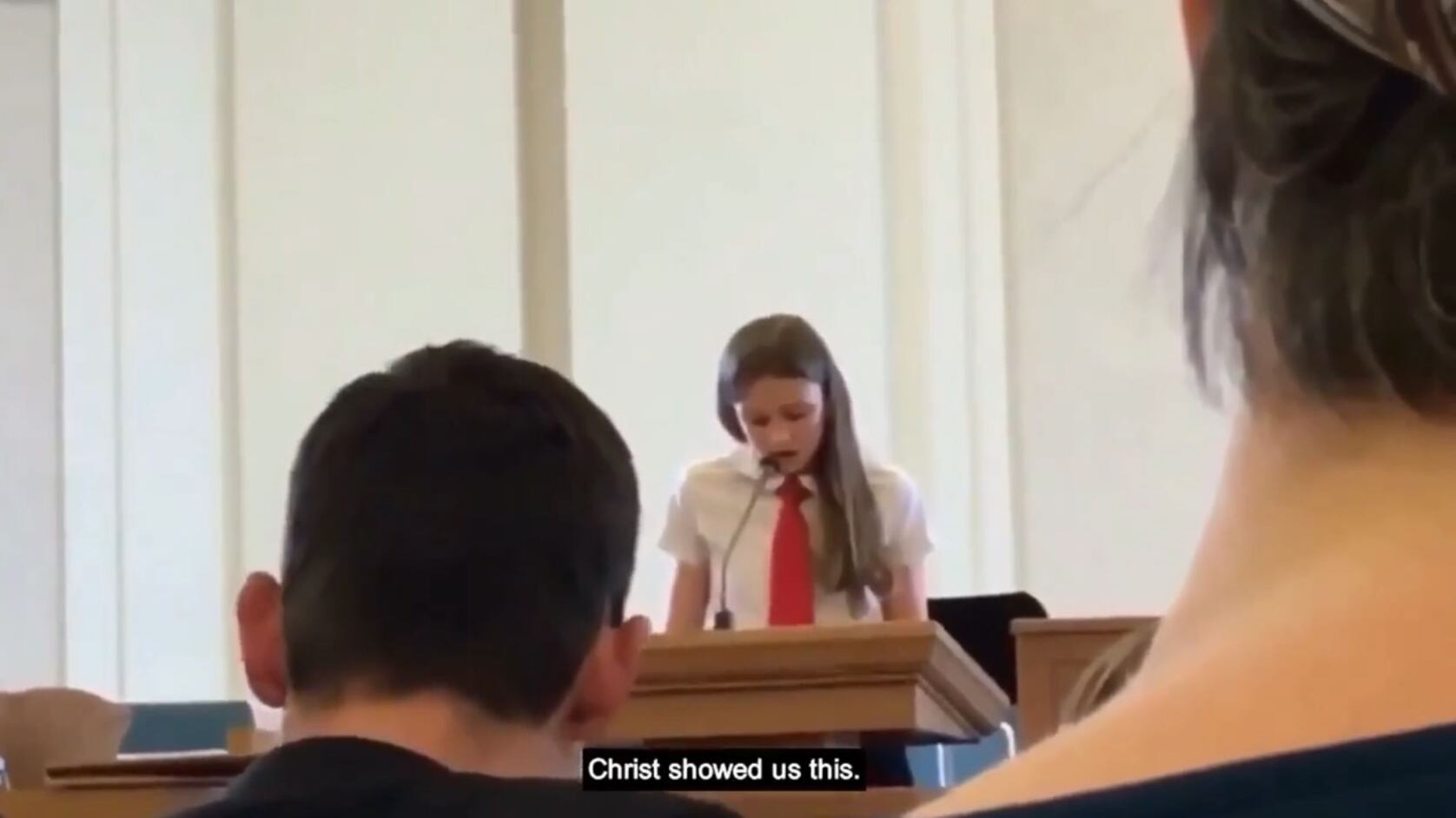 Utah, 12enne fa coming out in chiesa e i mormoni le spengono il microfono