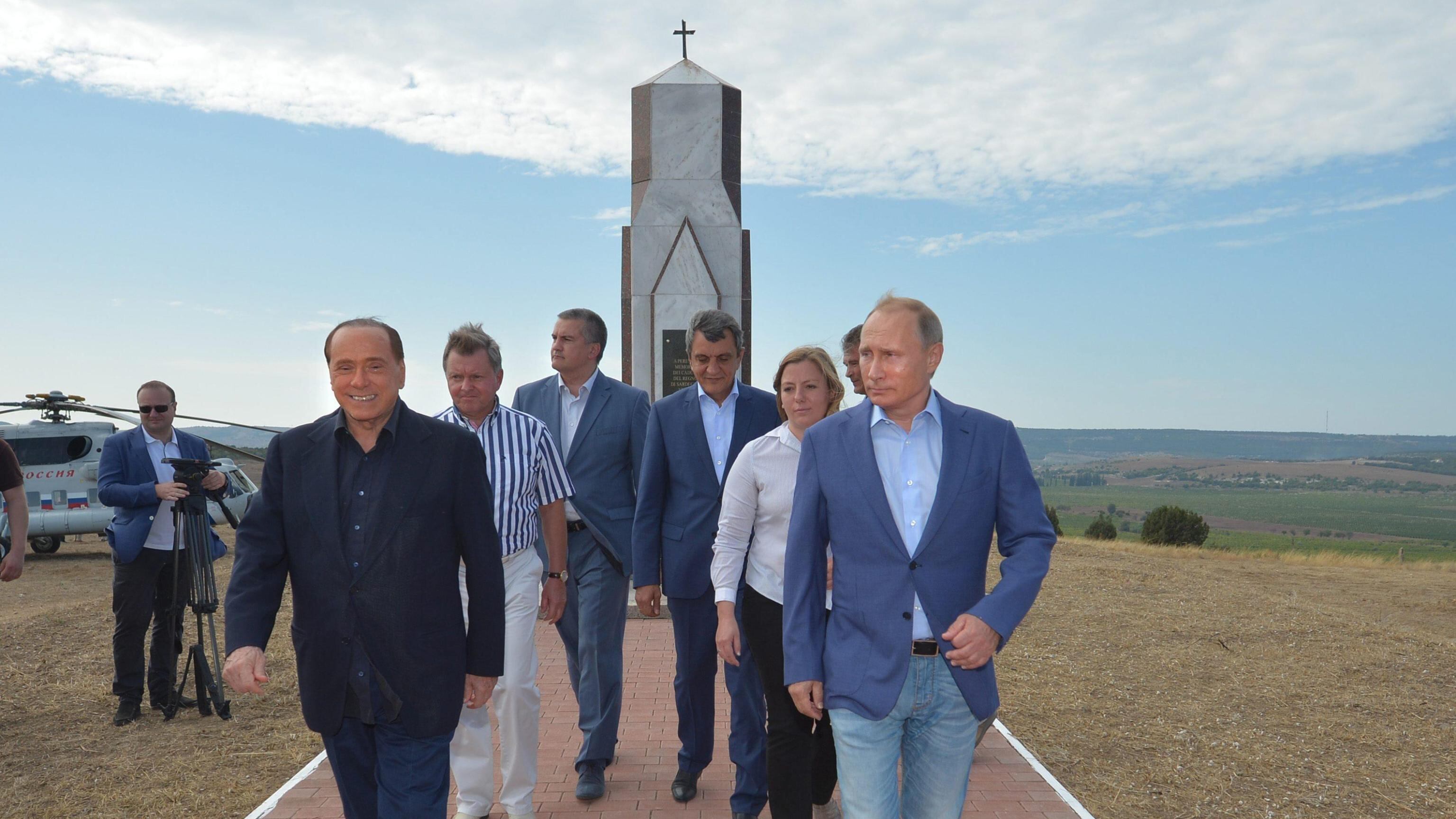 Kiev all'attacco di media e politica: al bando Berlusconi e la stampa