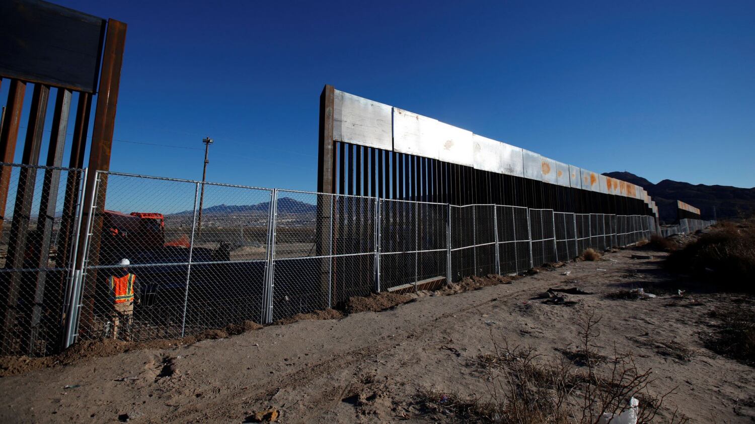 Messico e Usa al muro contro muro
