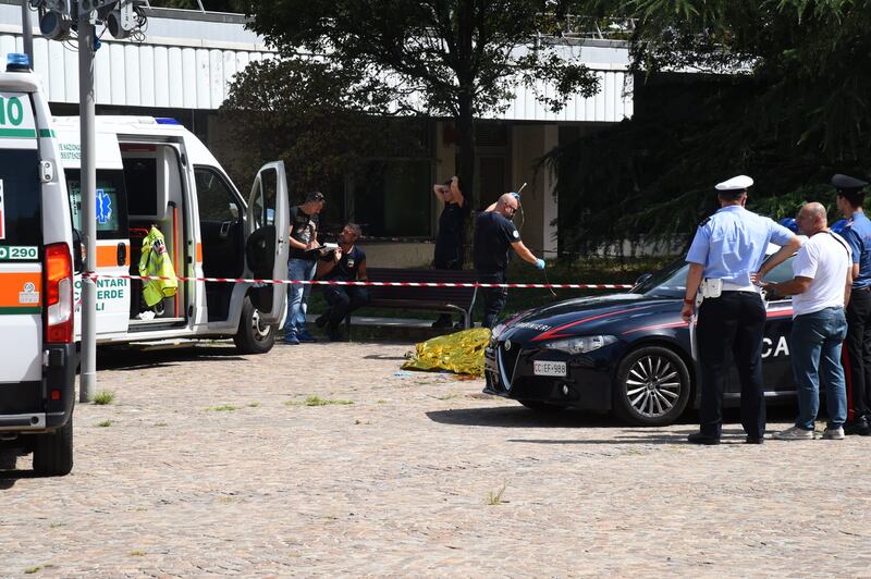 Orrore a Collegno (Torino), 81enne spara alla moglie e si uccide. Le immagini della scena 5