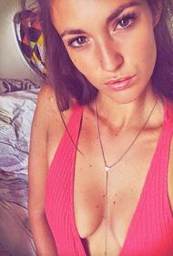 Gracia De Torres hot, selfie in bikini 4