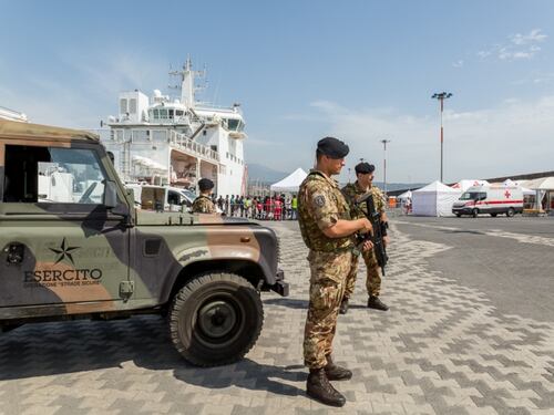 "Così riconosciamo i terroristi in spiaggia"
