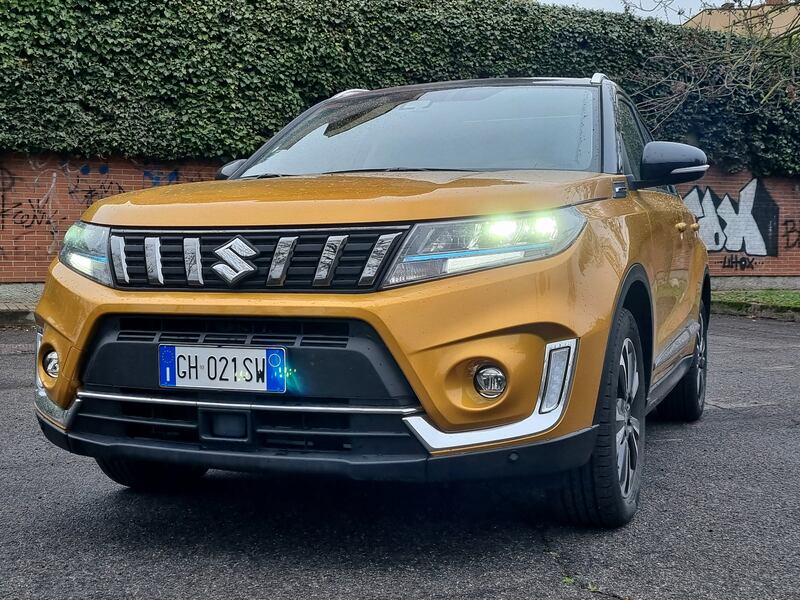 Suzuki Vitara Hybrid 140V: guarda le foto 7