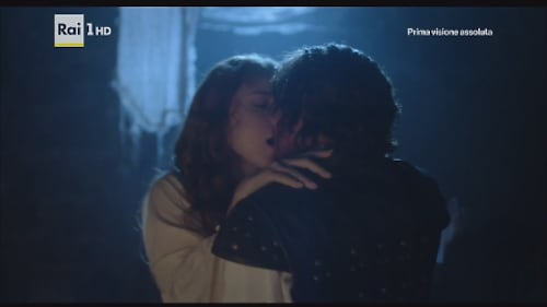 "I Medici" e le scene "hot" con Miriam Catania 4