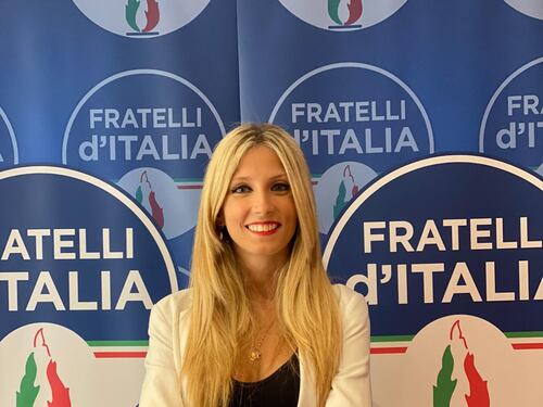 "Propaganda dell'utero in affitto". Scoppia la bufera sull'evento a Milano