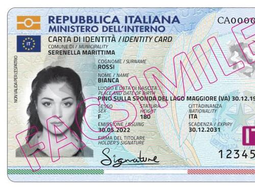 Carta d’identità cartacea, prorogati i termini: quando sarà obbligatorio avere quella elettronica