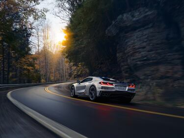 Corvette E-ray, la prima ibrida V8: guarda le foto 5