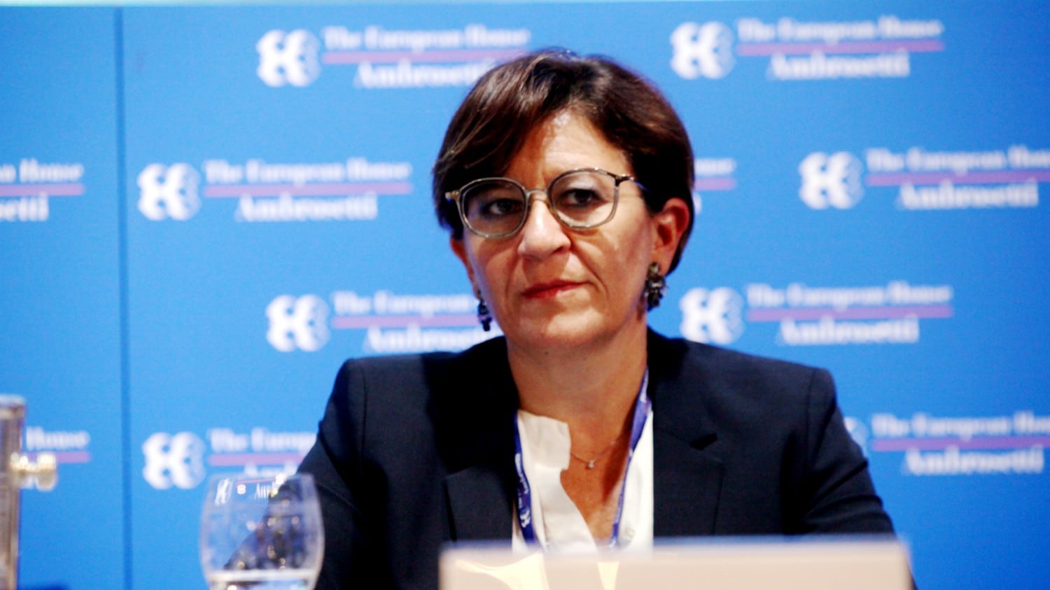 Sea Watch, interviene il ministro Trenta: "Fatti gravissimi"