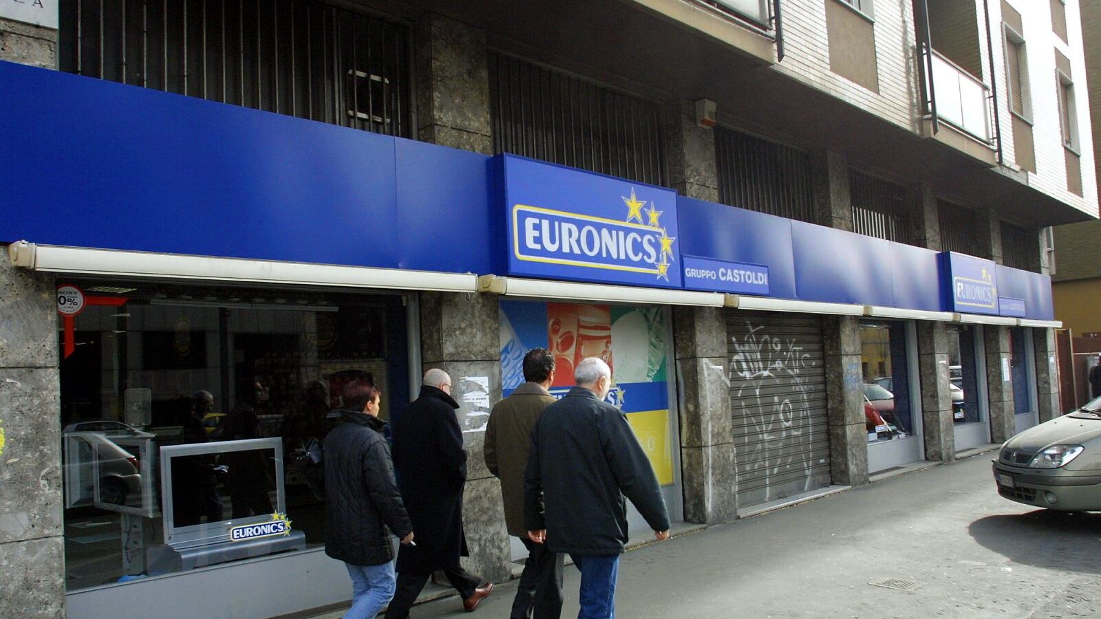 "Scrivono male di lei". E le banche scaricano l'imprenditore modello
