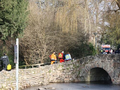 Assalto col coltello in Baviera. Almeno 2 morti: colpiti i bimbi di un asilo