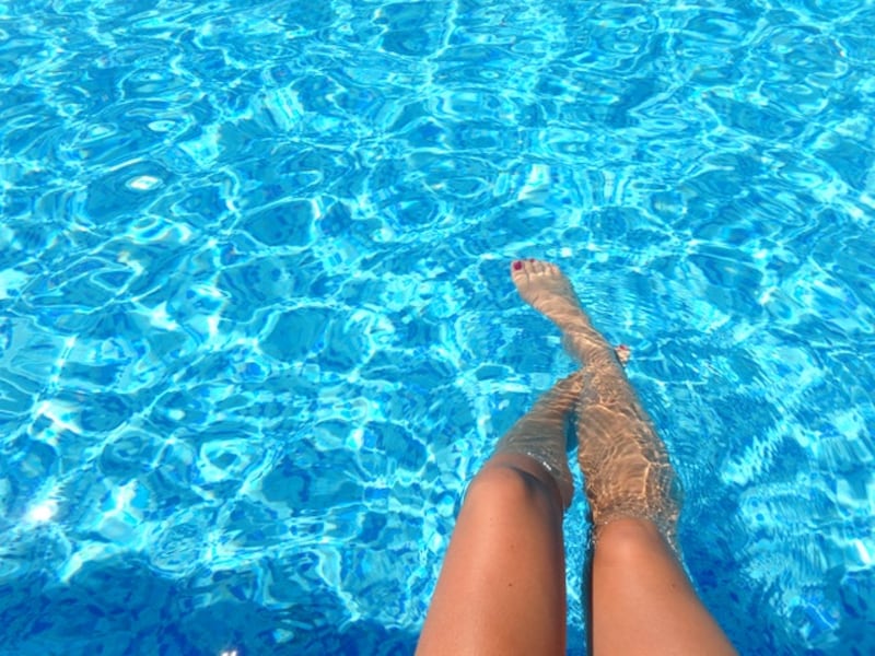 Gambe e relax in acqua