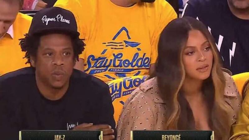 La gelosia di Beyoncé? Una semplice gaffe. Parla la donna nella foto incriminata