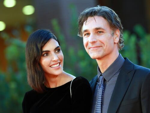 Immaturi - Il viaggio: in tv il film che ha fatto incontrare Raoul Bova e Rocio Morales