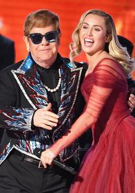 Miley Cyrus abbandona le trasgressioni ai Grammy 2018 4