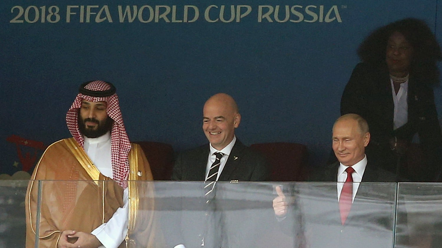 Fischio d'inizio al Mondiale. E Putin scarcera Navalny