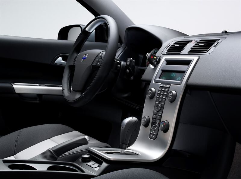 Volvo C30, la compatta raffinata e incompresa: guarda le foto 10