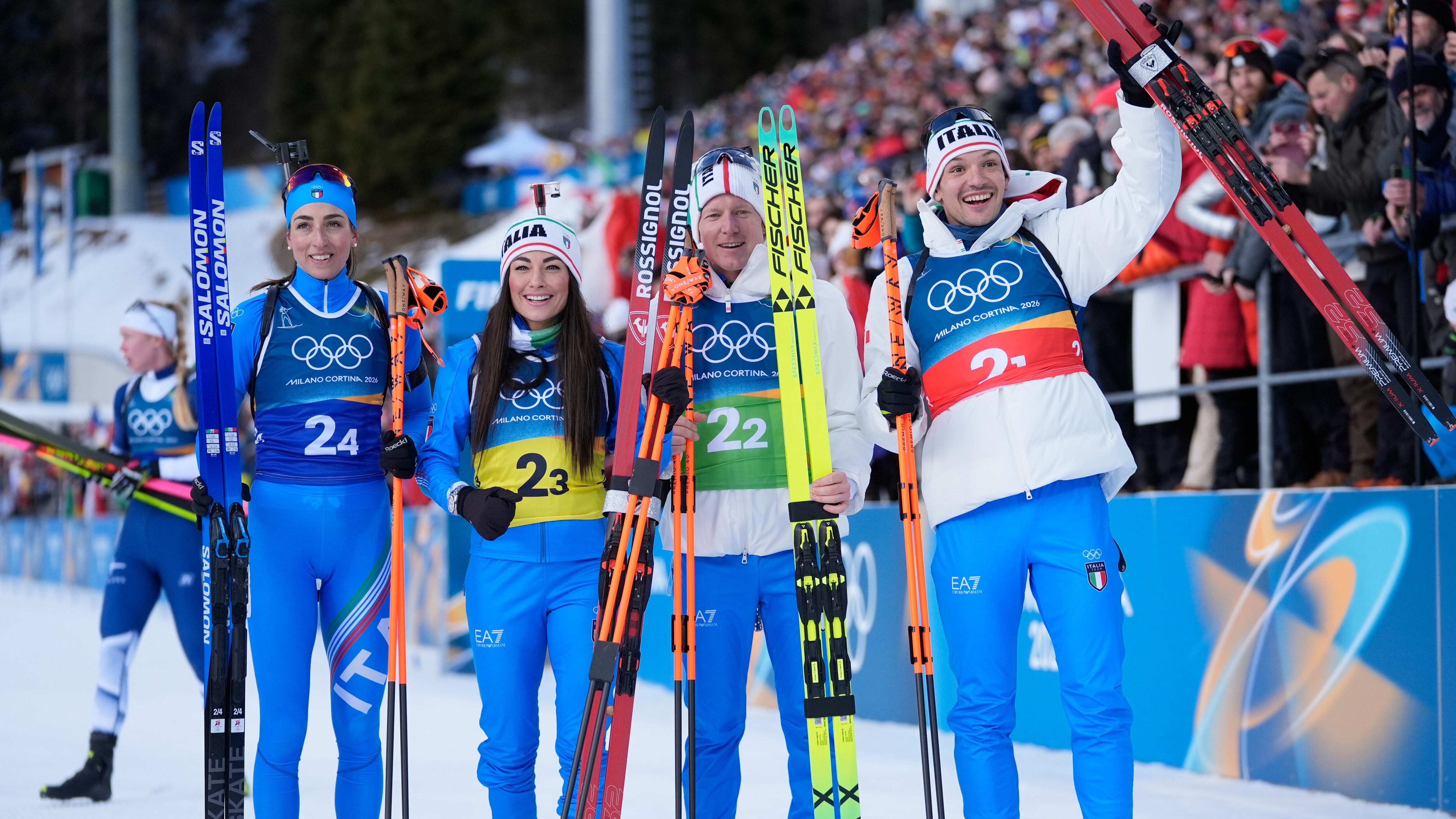 Nella bolgia Anterselva i Fantastici 4 regalano l'argento nel biathlon