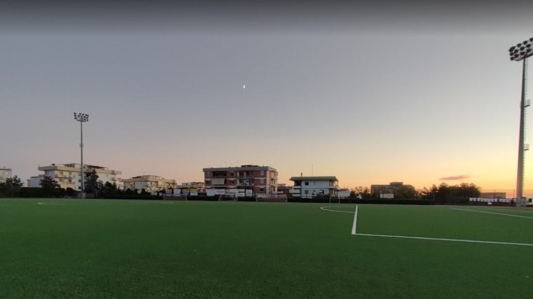 Ercolano, raid dei tifosi negli spogliatoi della squadra avversaria: paura allo stadio