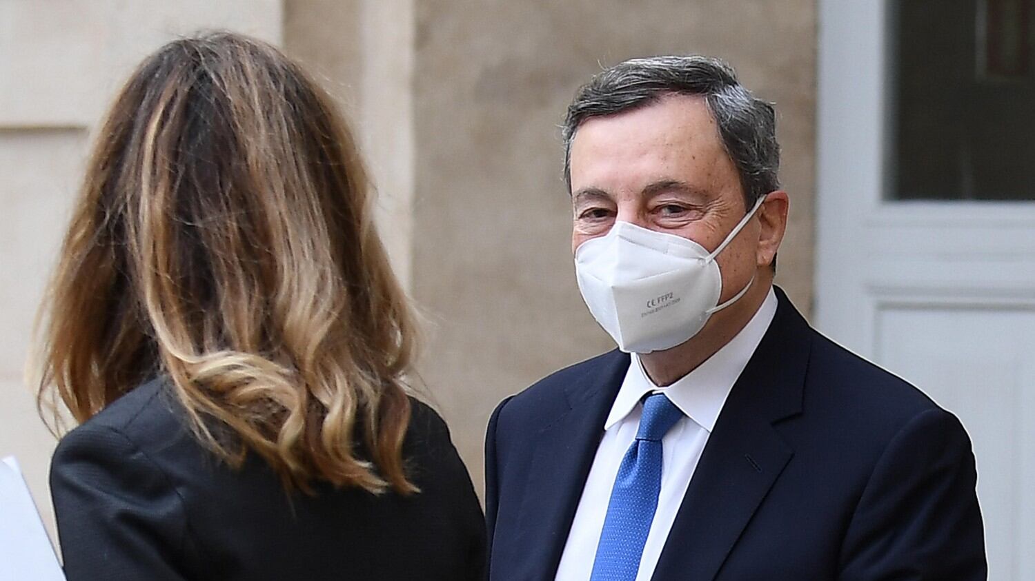 Privatizzazioni. I complottisti leggano ciò che disse Mario Draghi