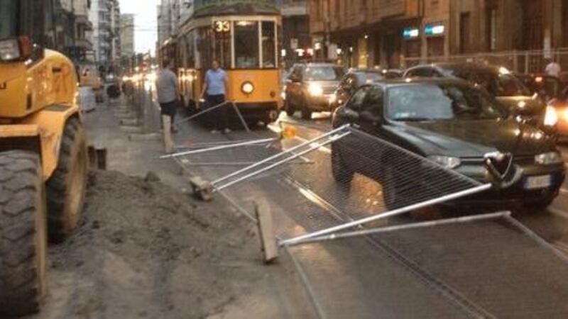 Viale Tunisia, la pista ciclabile killer