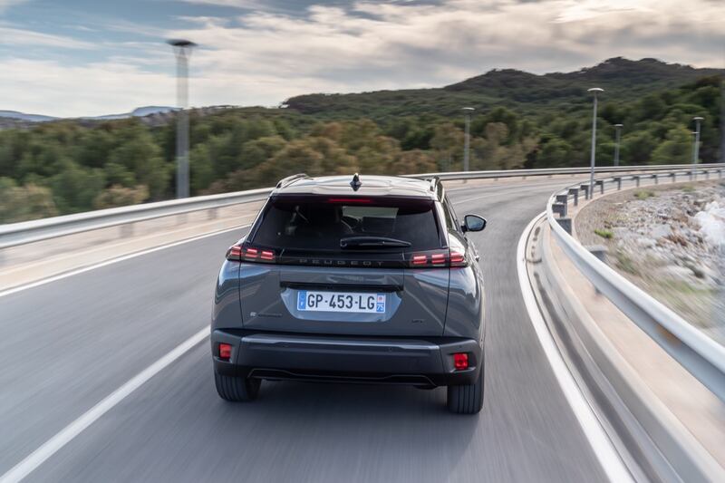 Nuova Peugeot 2008: guarda tutte le foto 11