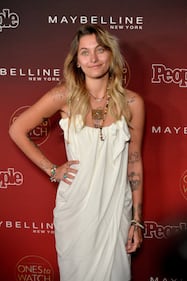 Paris Jackson in topless su Instagram 26