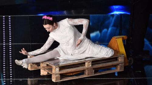 Da Carla Fracci a Roberta Bruzzone: i mille volti di Virginia Raffaele 9