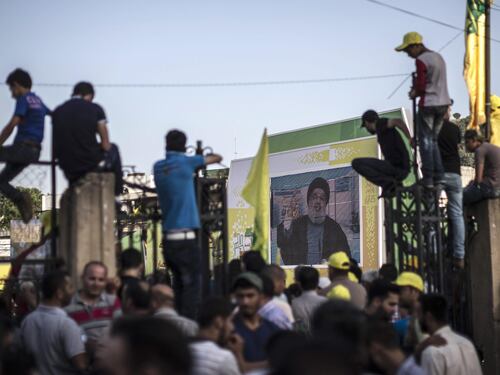 Accusa di Hezbollah: "Mai tanto a rischio. Battiamoci contro l'Isis"