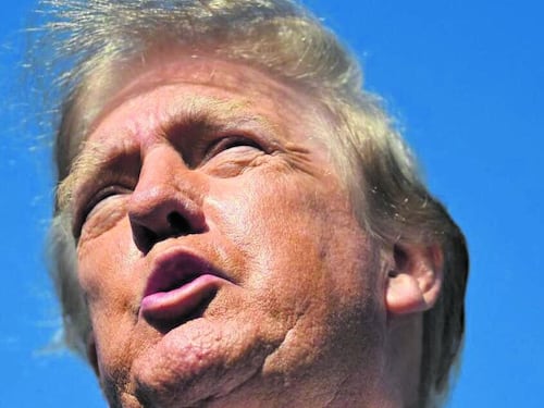 Agenti Ice e taglie sugli immigrati, Trump punta sulle Midterm