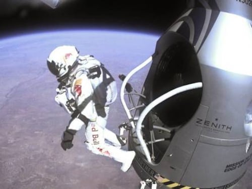Dieci anni dall’impresa di Baumgartner: l’uomo che si tuffò dallo spazio