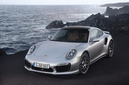 Porsche 911 Turbo e Turbo S 3