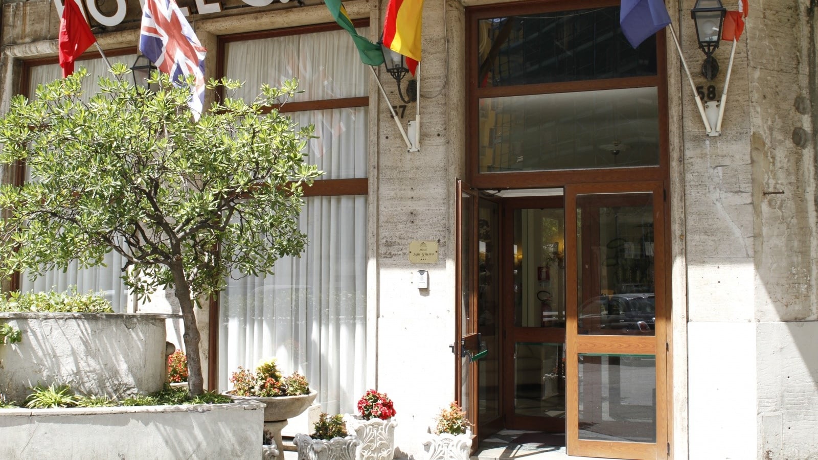 Cambia il personale dell'hotel dove Prato ha cercato di uccidersi