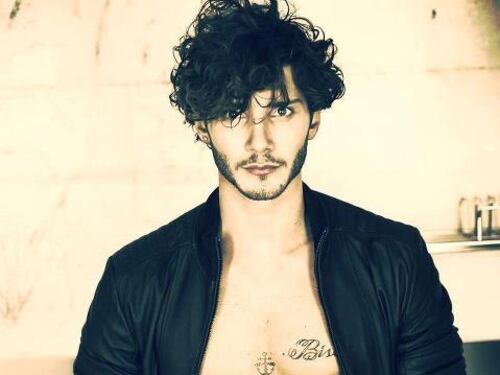I sexy addominali di Stefano De Martino